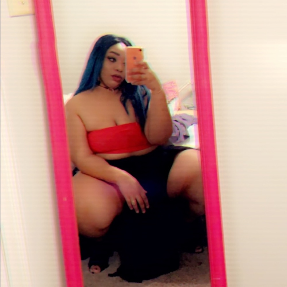 Red bandeau top!